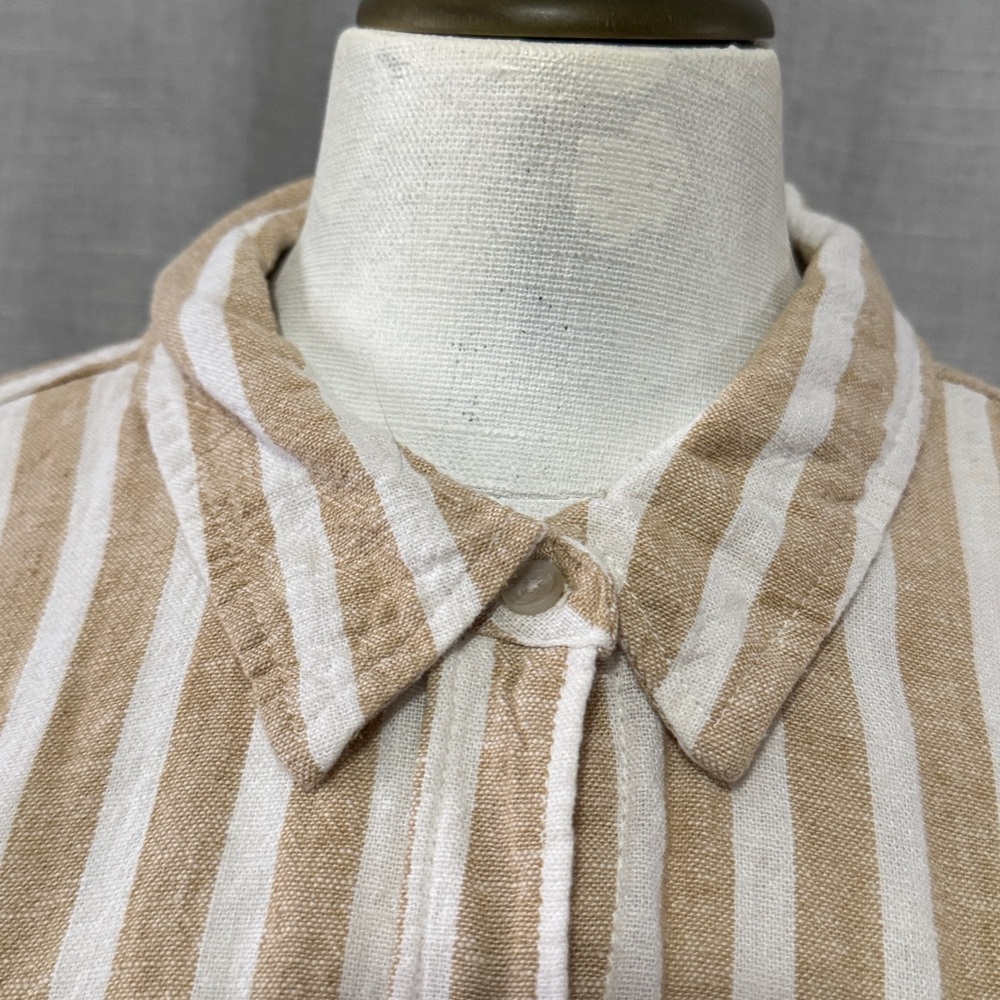 Wmns Universal Thread Linen/Rayon Blend Button Up Shirt-Sz XL-Tan/White Stripes - Picture 2 of 16